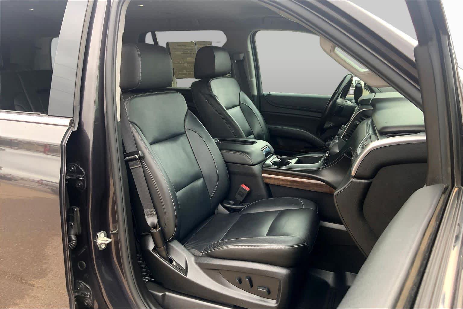Used 2018 Chevrolet Tahoe LT AWD/4WD image 9