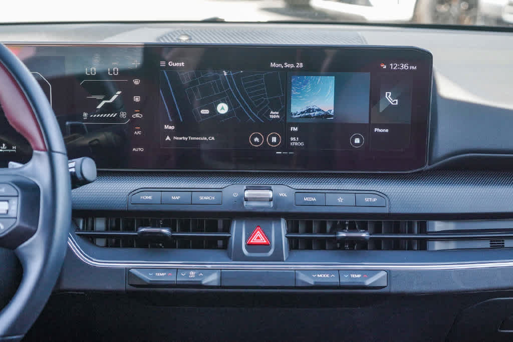 Certified 2025 Kia K4 GT-Line w/ GT-Line Premium Package FWD image 12