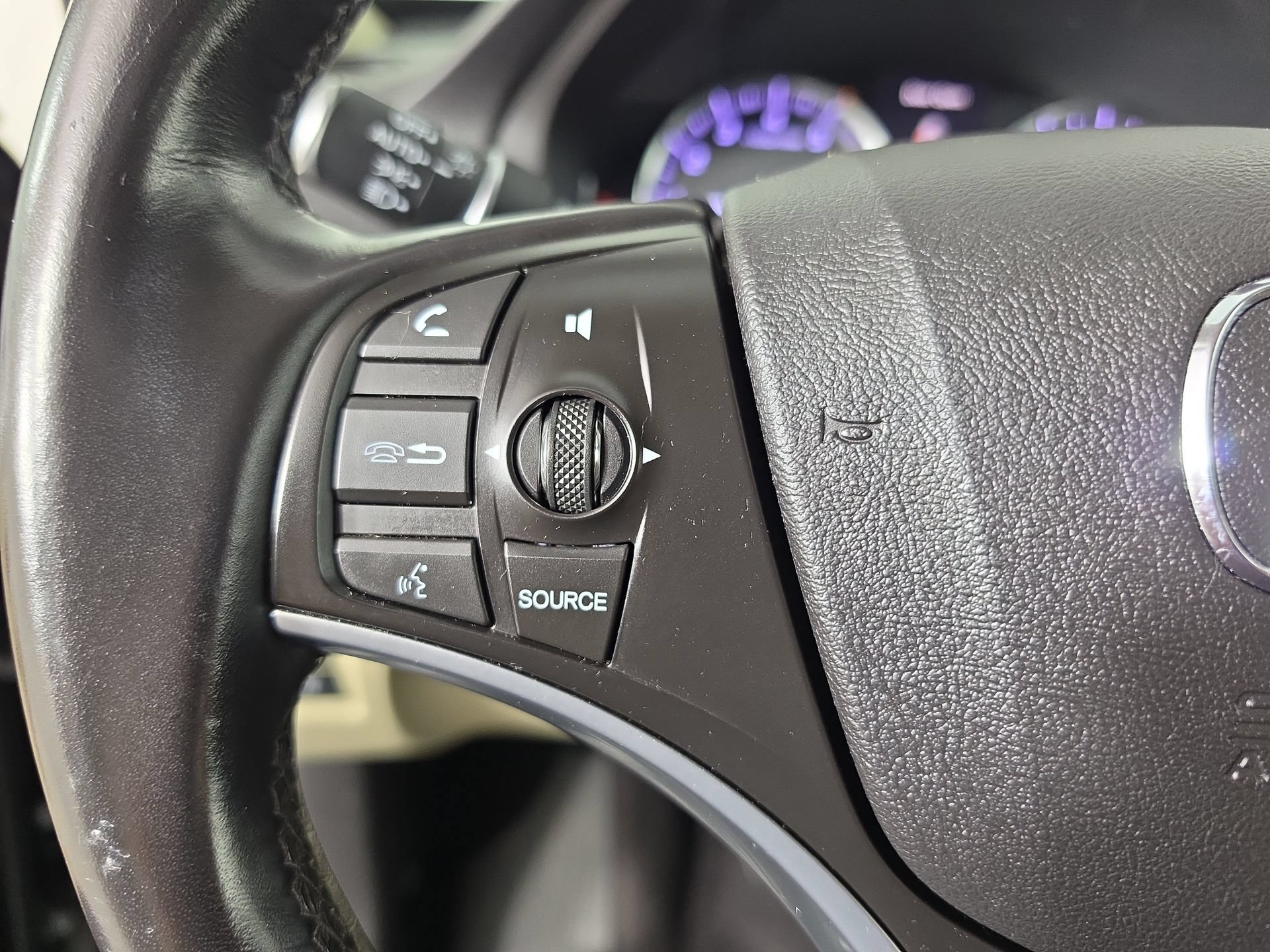 Used 2019 Acura MDX w/ Technology Package FWD image 21