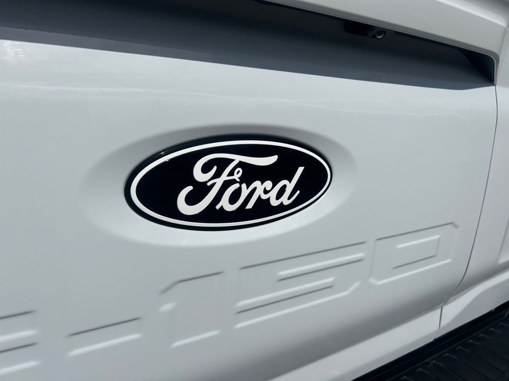 Used 2024 Ford F150 Lariat w/ Bed Utility Package AWD/4WD image 32