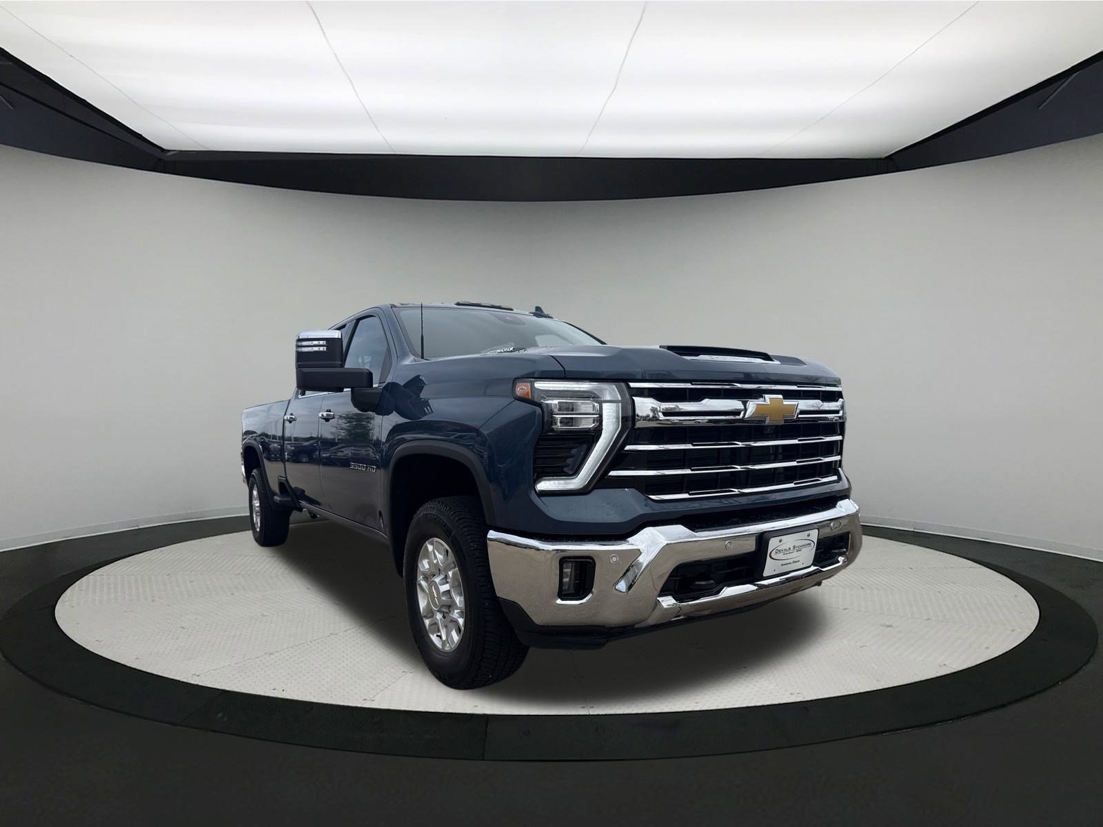 Used 2024 Chevrolet Silverado 3500 LTZ w/ LTZ Premium Package image 1