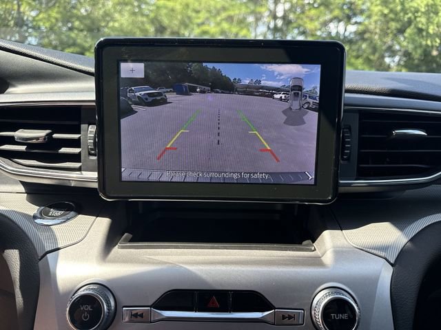 Used 2022 Ford Explorer XLT AWD/4WD image 18