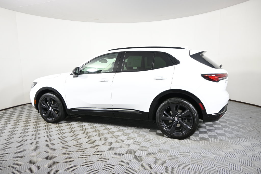 Used 2023 Buick Envision Essence w/ Sport Touring Package AWD/4WD image 3