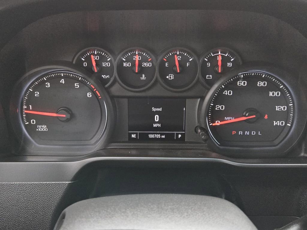 Used 2020 Chevrolet Silverado 1500 Custom w/ Custom Value Package image 19