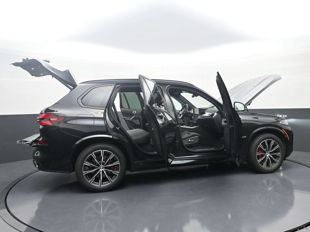 New 2026 BMW X5 sDrive40i w/ M Sport Package RWD image 46