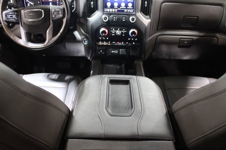 Used 2022 GMC Sierra 1500 Denali w/ Driver Alert Package II AWD/4WD image 33