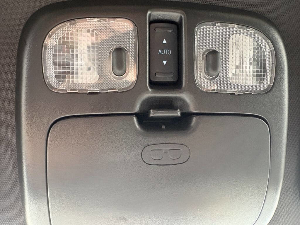 Used 2011 Mercury Mariner 2WD w/ 101A Rapid Spec Order Code image 21