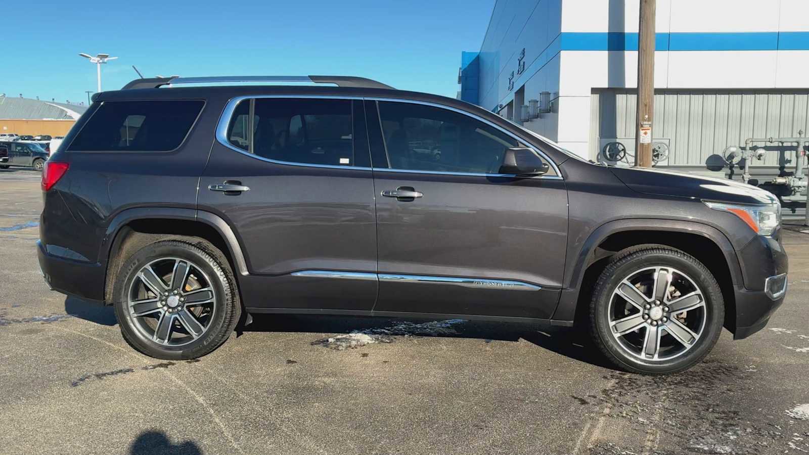 Certified 2019 GMC Acadia Denali image 9