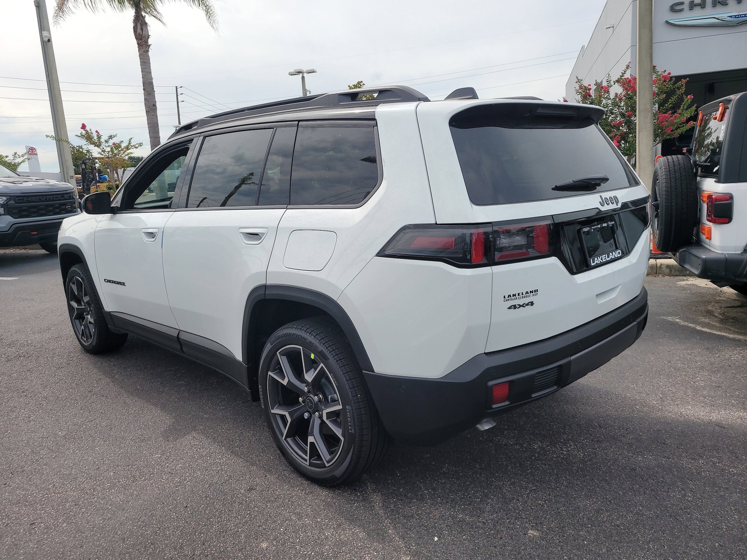 New 2026 Jeep Cherokee Overland AWD/4WD image 8