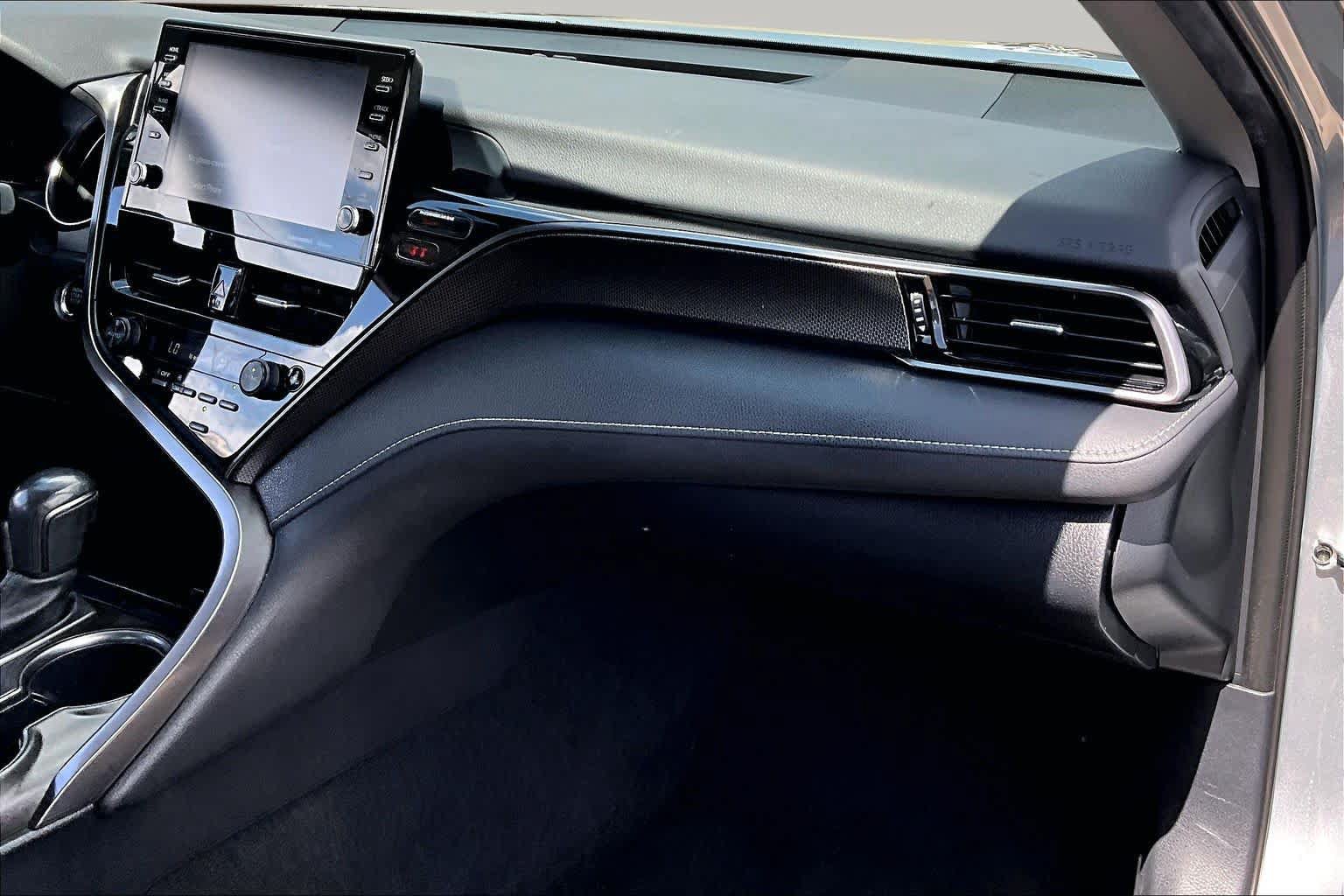 Used 2023 Toyota Camry XSE FWD image 18
