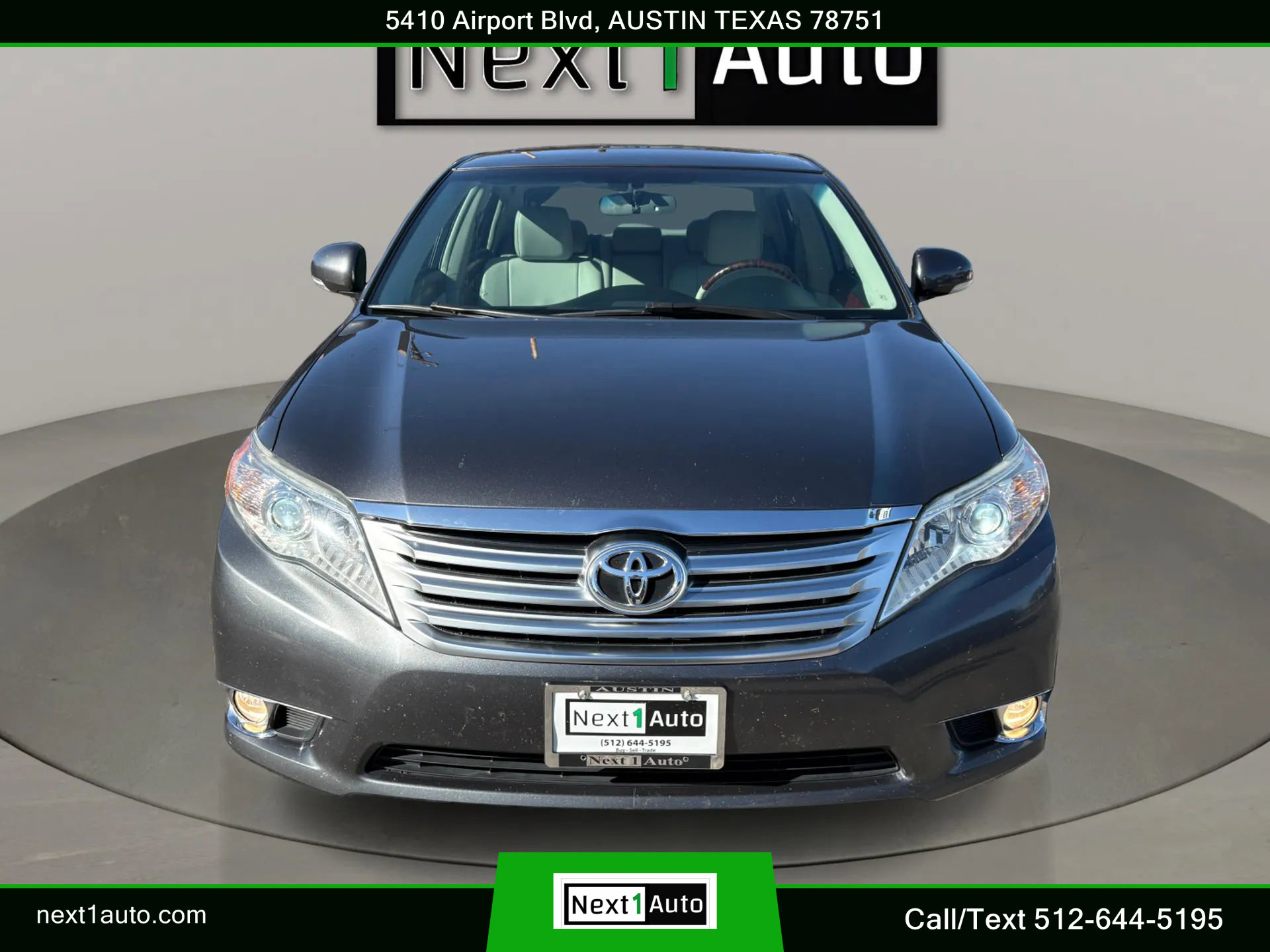 Used 2012 Toyota Avalon Limited image 8