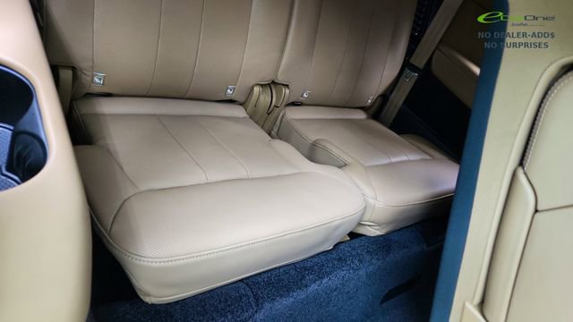 Used 2023 Land Rover Range Rover Long Wheelbase SE image 28