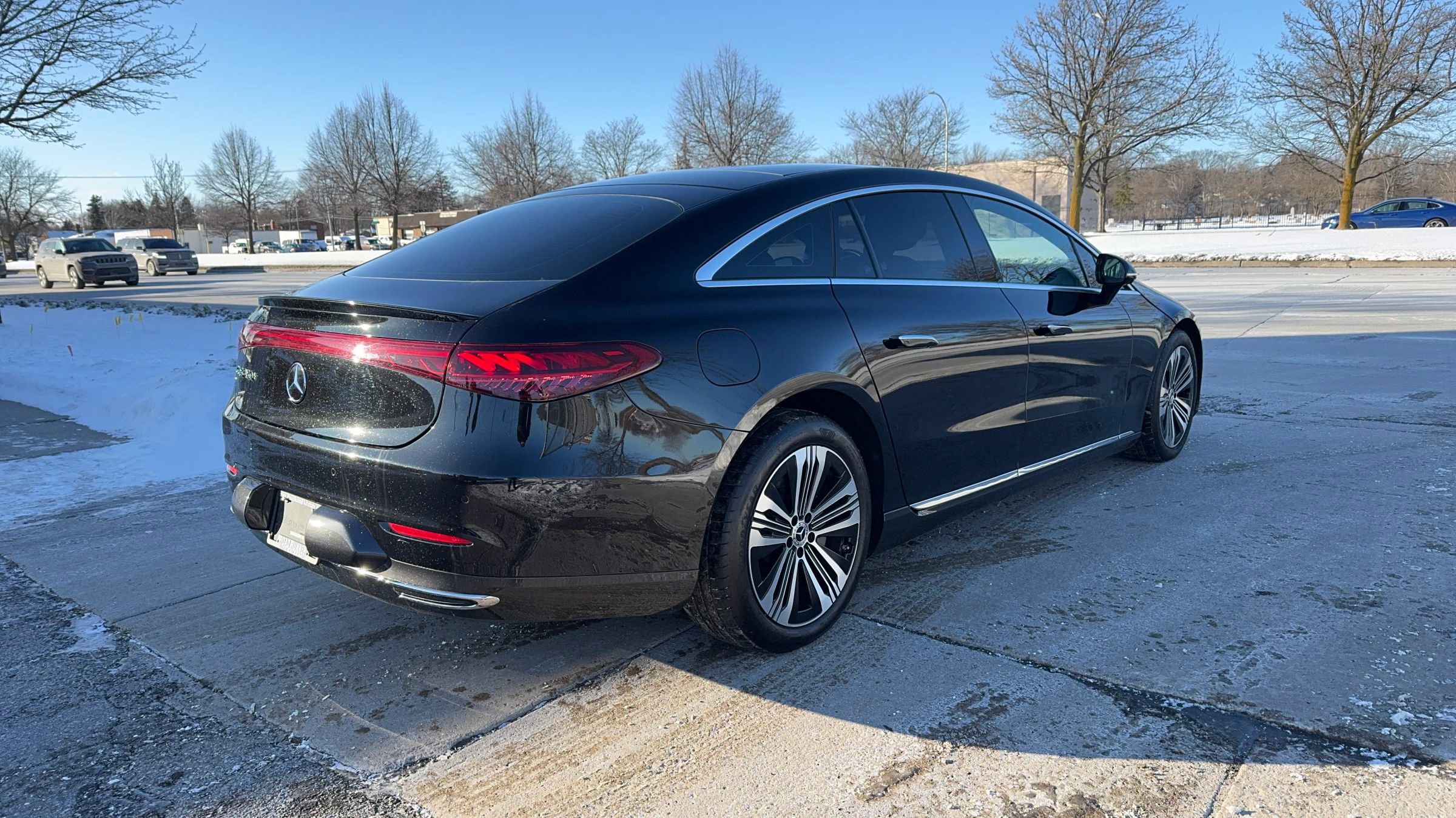 Used 2024 Mercedes-Benz EQS 450+ Sedan image 4