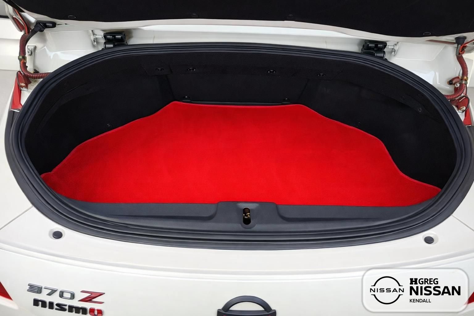 Used 2016 Nissan 370Z Touring RWD image 13