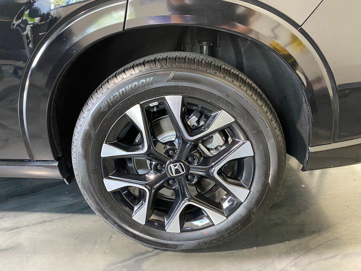 Used 2026 Honda HR-V EX-L image 8