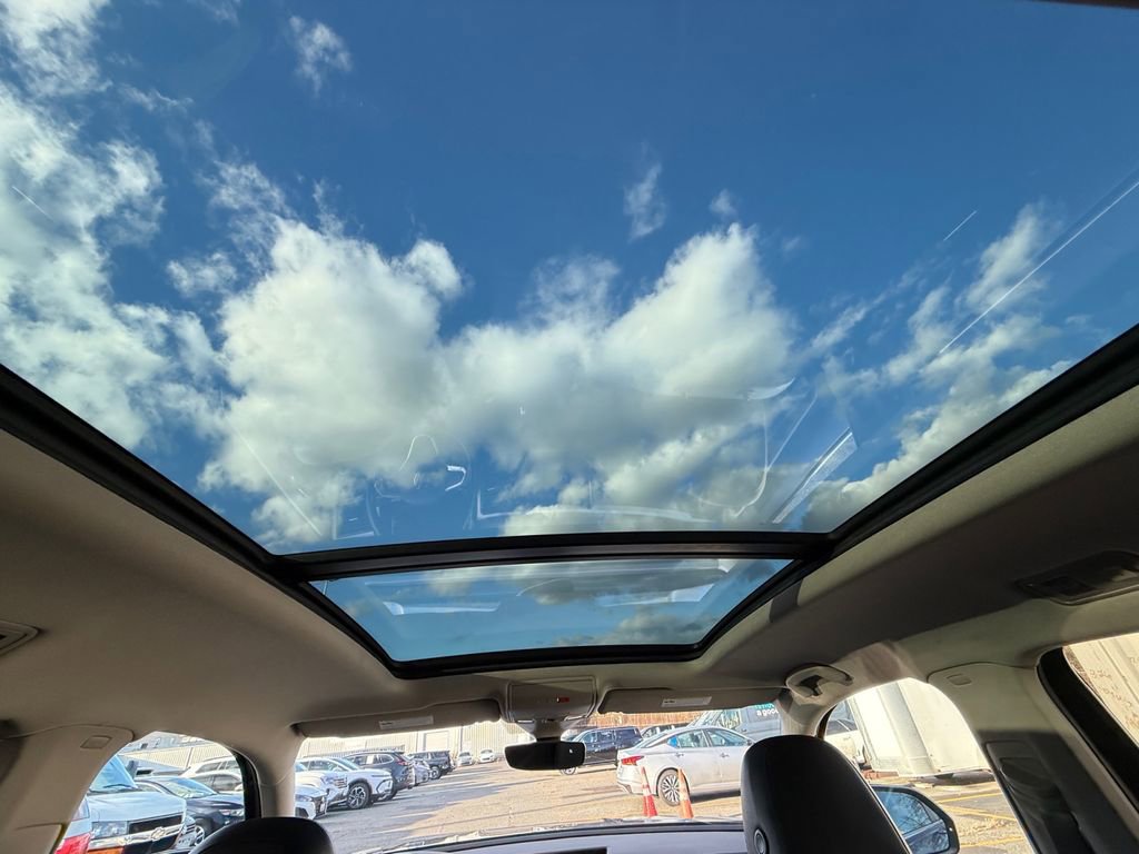 Used 2021 Volkswagen Atlas SEL image 20