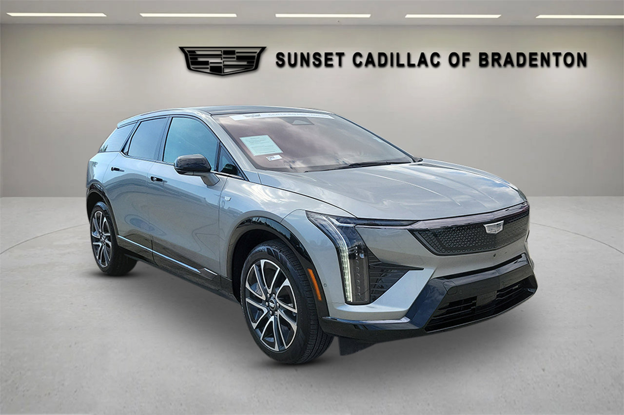 Certified 2025 Cadillac Optiq Sport 2 w/ LPO, Floor Liner Package image 1