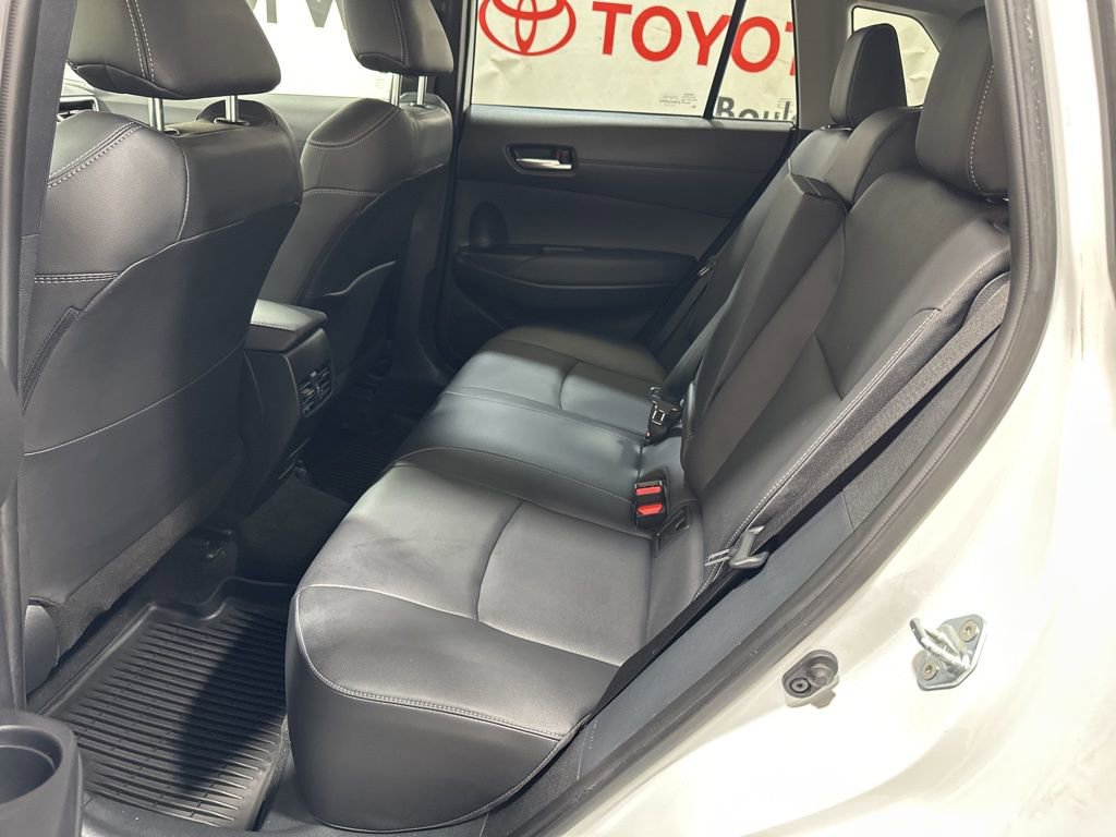 Used 2023 Toyota Corolla Cross XLE w/ Convenience Package FWD image 20