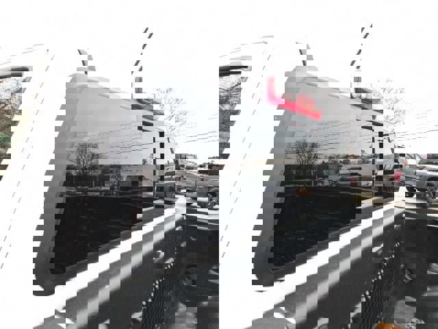 Used 2022 GMC Canyon Elevation w/ Elevation Premium Package image 9