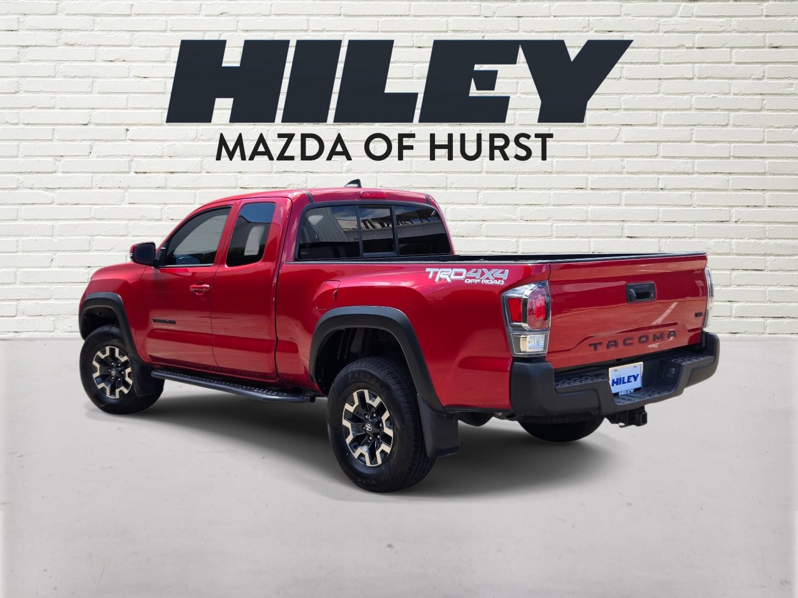 Used 2023 Toyota Tacoma TRD Off-Road AWD/4WD image 4