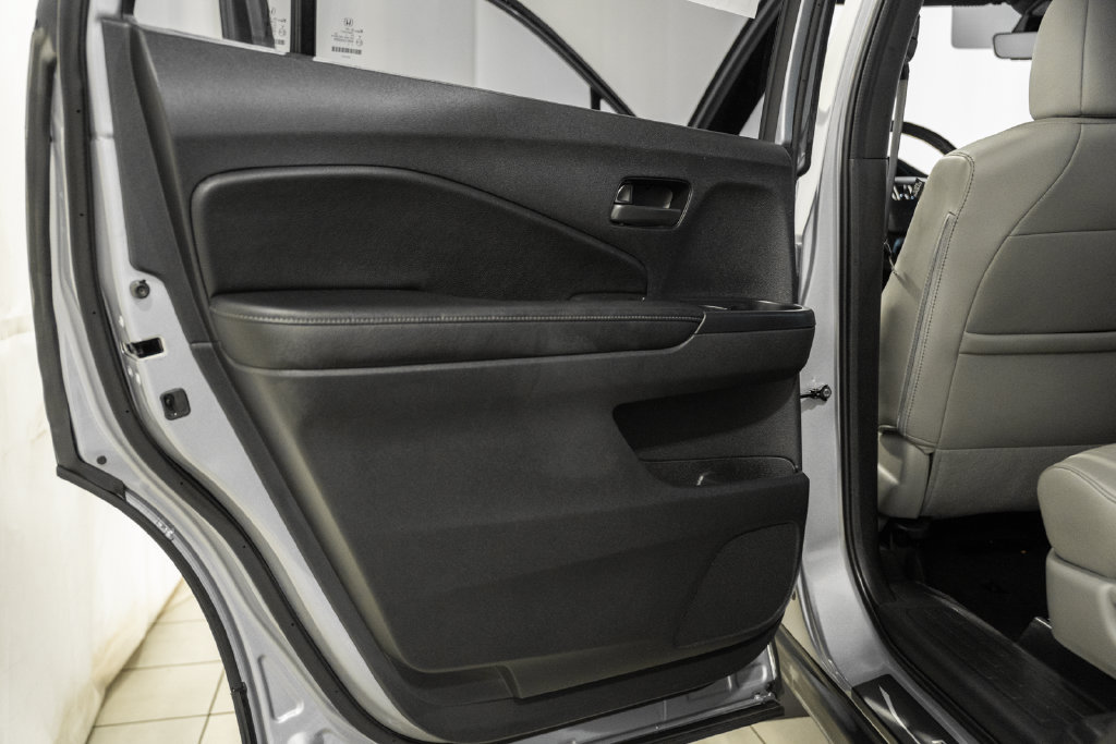 Used 2024 Honda Passport EX-L image 28