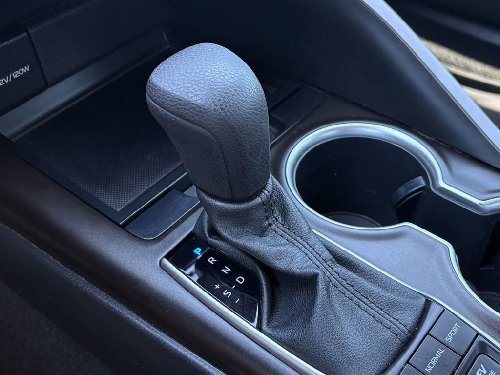 Used 2023 Toyota Camry LE FWD image 24