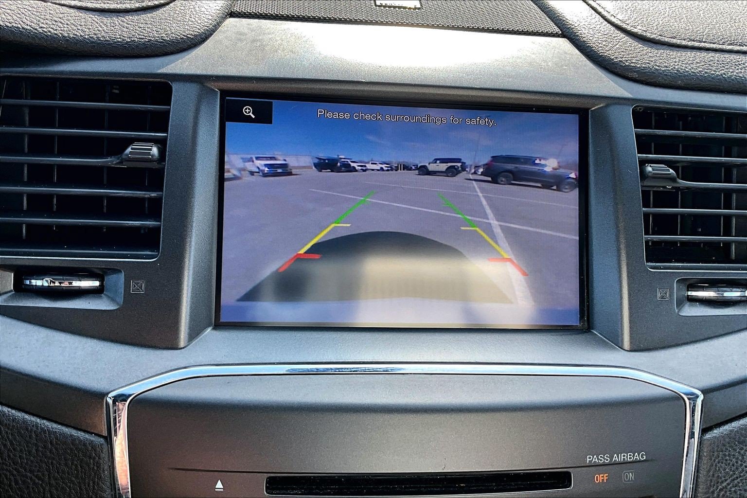 Used 2013 Lincoln MKS AWD image 13