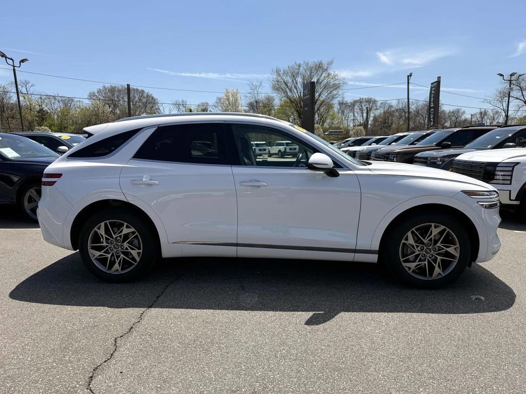 Certified 2024 Genesis GV70 2.5T w/ Select Package image 33