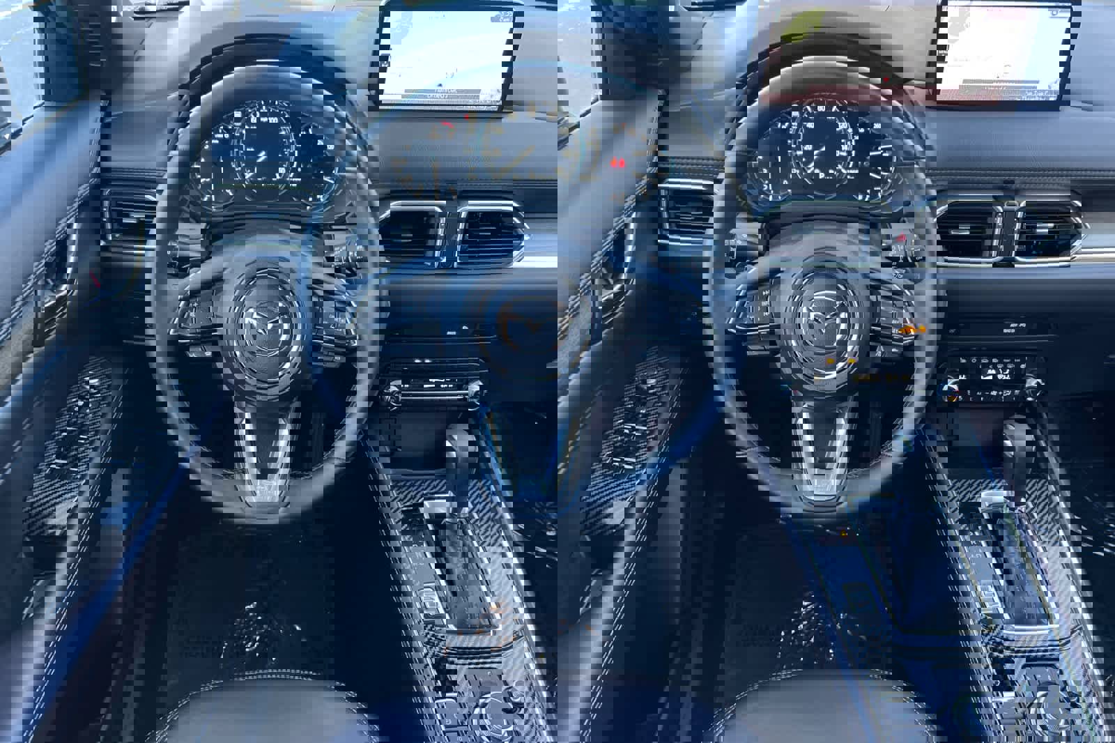 Used 2024 MAZDA CX-5 Signature image 15