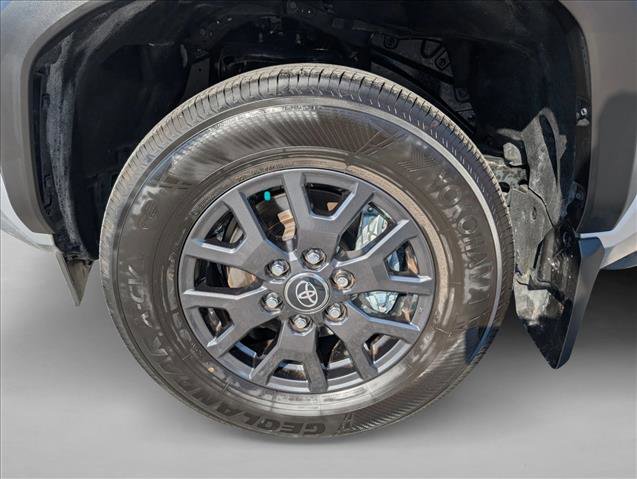 Used 2025 Toyota 4Runner SR5 image 23