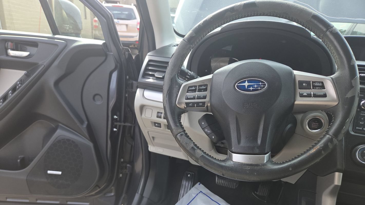 Used 2015 Subaru Forester 2.5i Touring w/ Eyesight & Navigation System AWD/4WD image 14