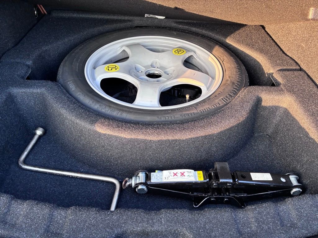 Used 2019 BMW 330i xDrive Sedan w/ Premium Package image 13