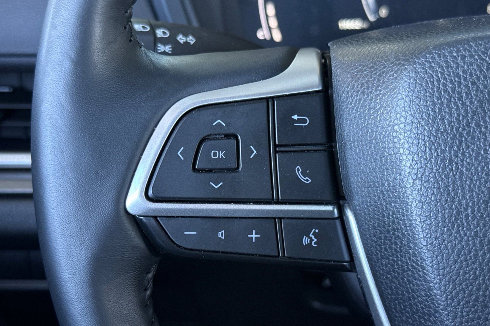 Certified 2025 Toyota Grand Highlander AWD image 28