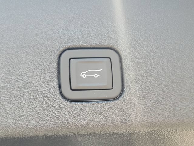 New 2027 Cadillac Optiq Premium Luxury AWD/4WD image 8
