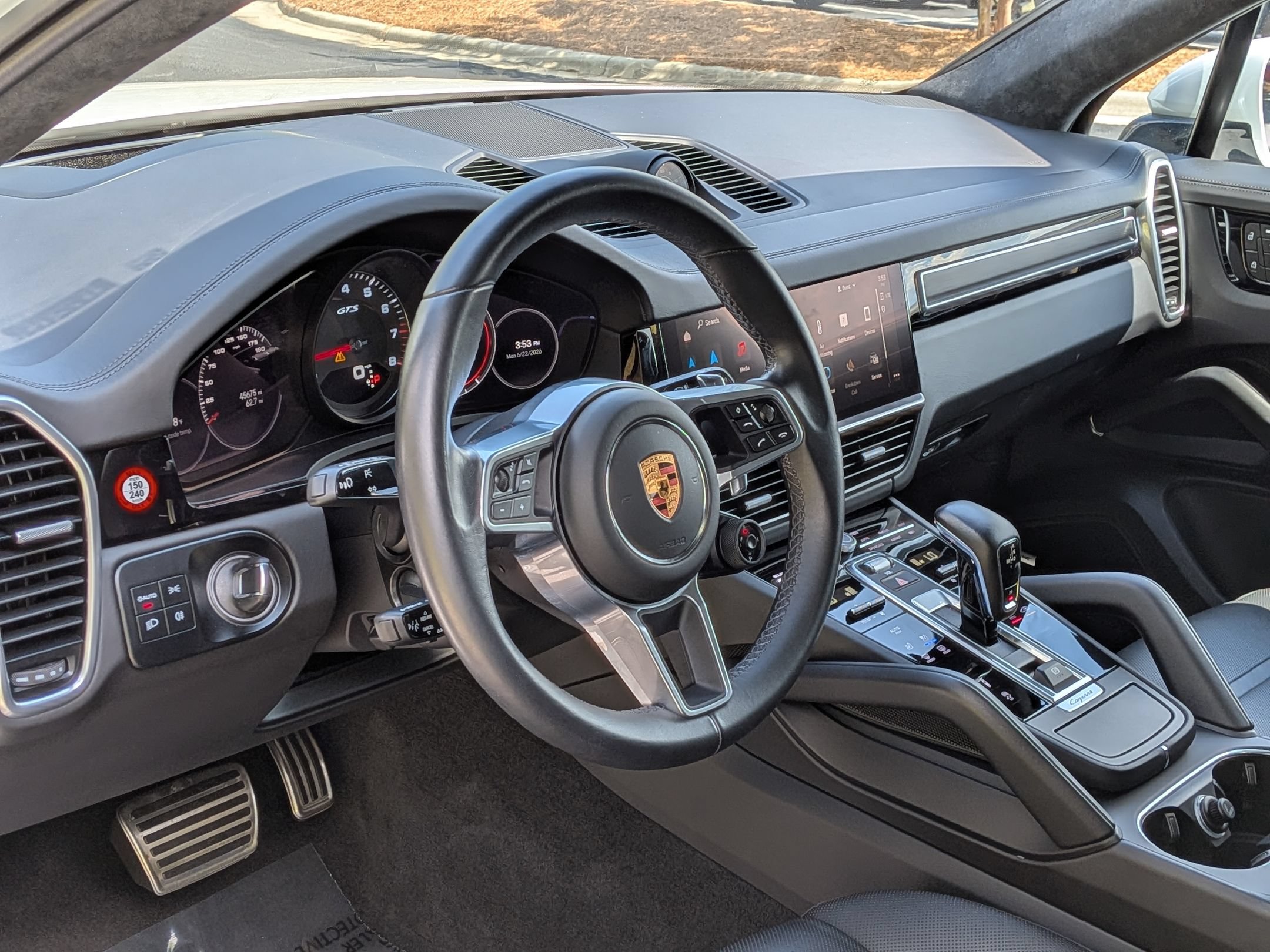 Certified 2023 Porsche Cayenne GTS AWD/4WD image 4