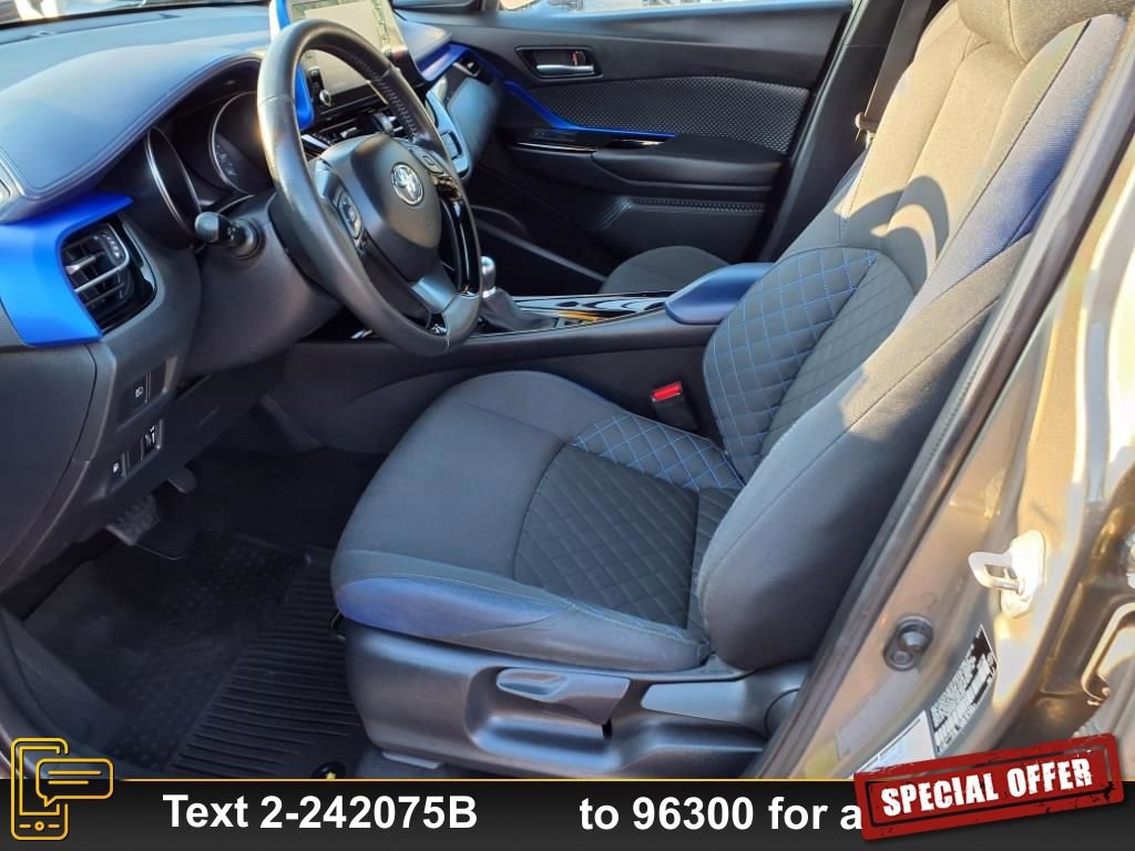 Used 2021 Toyota C-HR XLE FWD image 12