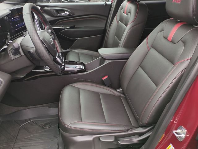 Used 2025 Chevrolet Trax RS w/ Driver Confidence Package image 19