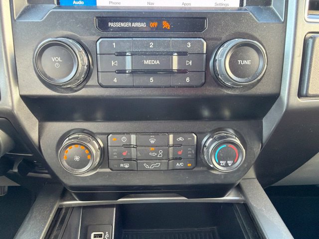 Used 2019 Ford F150 XLT w/ Equipment Group 302A Luxury AWD/4WD image 33