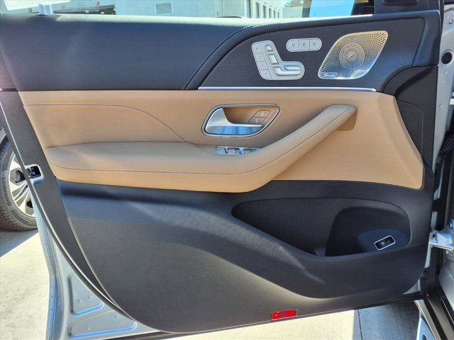 New 2026 Mercedes-Benz GLE 580 4MATIC image 11