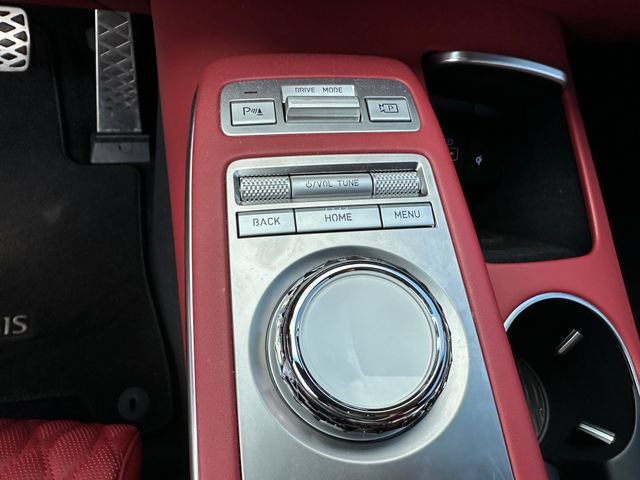 Used 2024 Genesis GV70 3.5T Sport w/ Sport Prestige Package AWD/4WD image 28