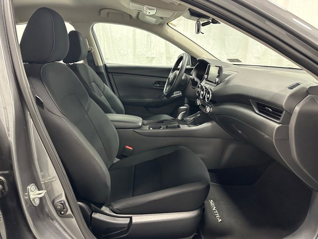 Used 2025 Nissan Sentra S image 52
