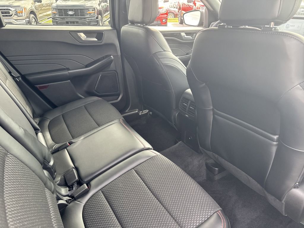 Certified 2023 Ford Escape ST-Line w/ Tech Pack #1 image 18