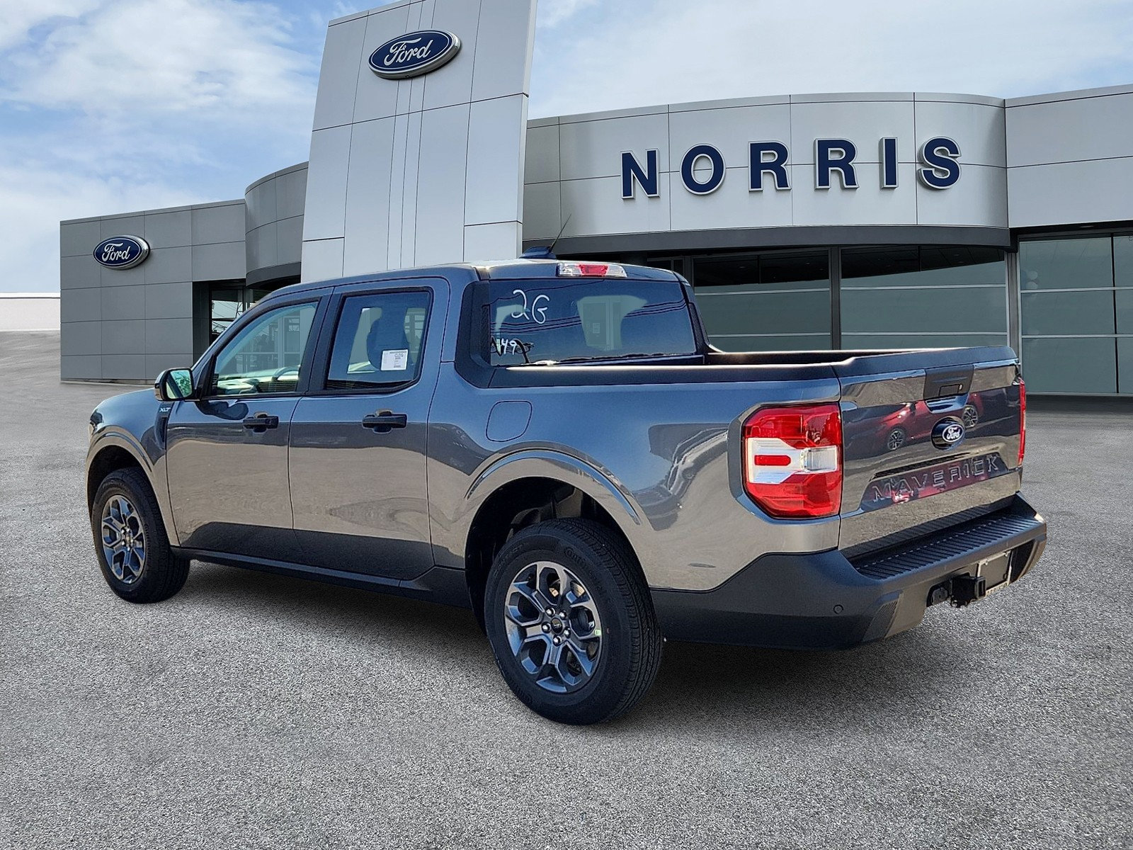 New 2026 Ford Maverick XLT w/ Equipment Group 301A AWD/4WD image 3