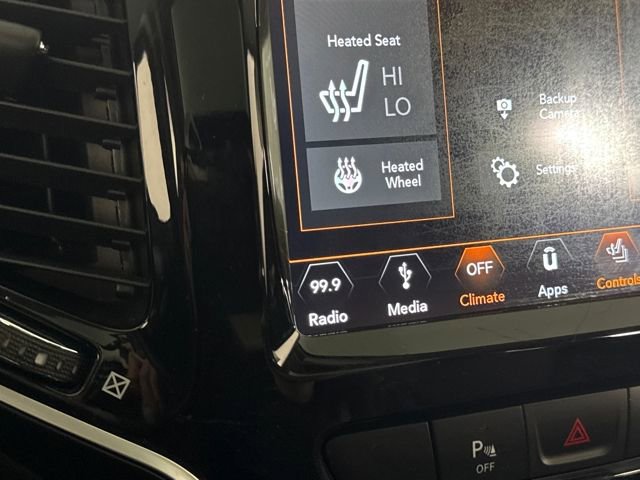 Used 2019 Jeep Cherokee Limited image 31