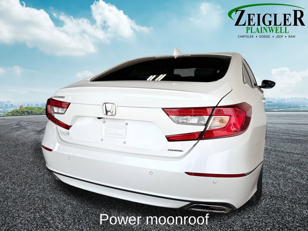 Used 2018 Honda Accord Touring image 5