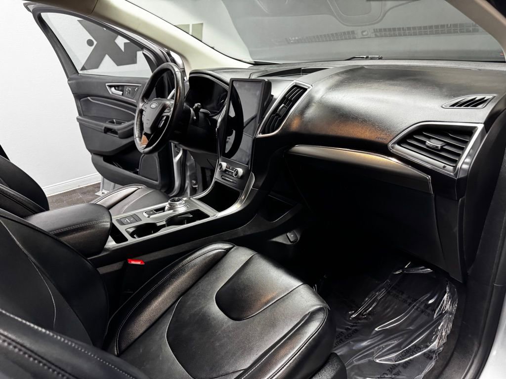 Used 2022 Ford Edge Titanium w/ Equipment Group 301A AWD/4WD image 56