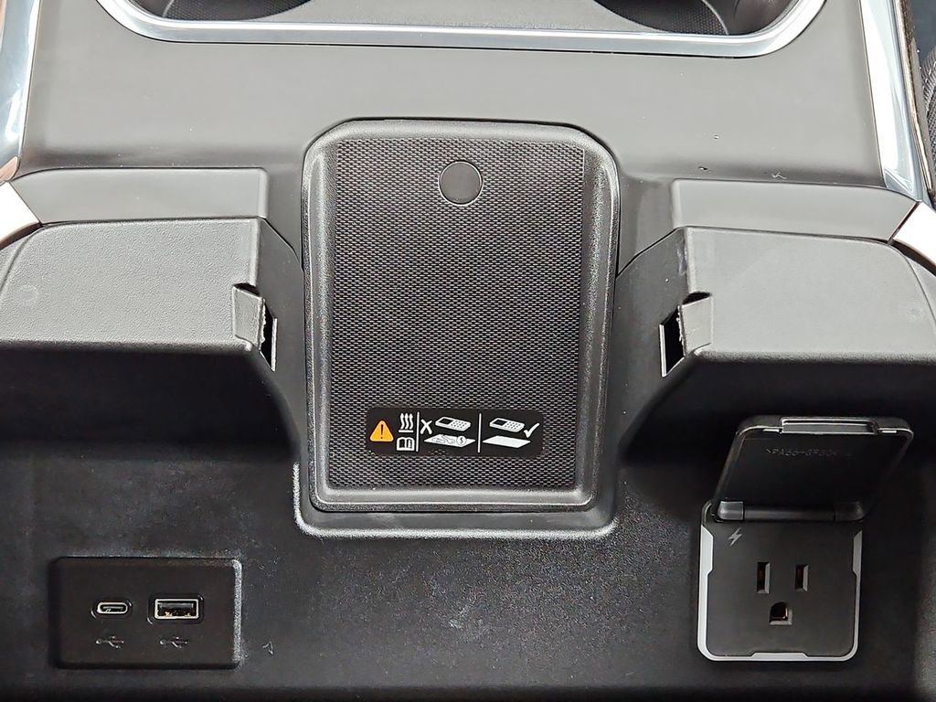 Certified 2026 Chevrolet Silverado 2500 LT w/ Convenience Package image 40