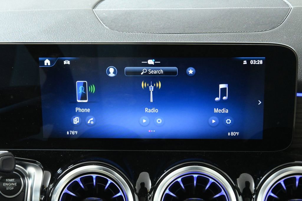 Certified 2026 Mercedes-Benz GLB 250 4MATIC image 21