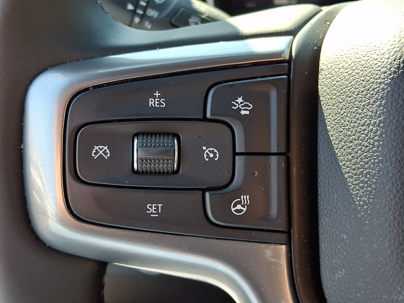 Certified 2026 Chevrolet Silverado 1500 LT image 23