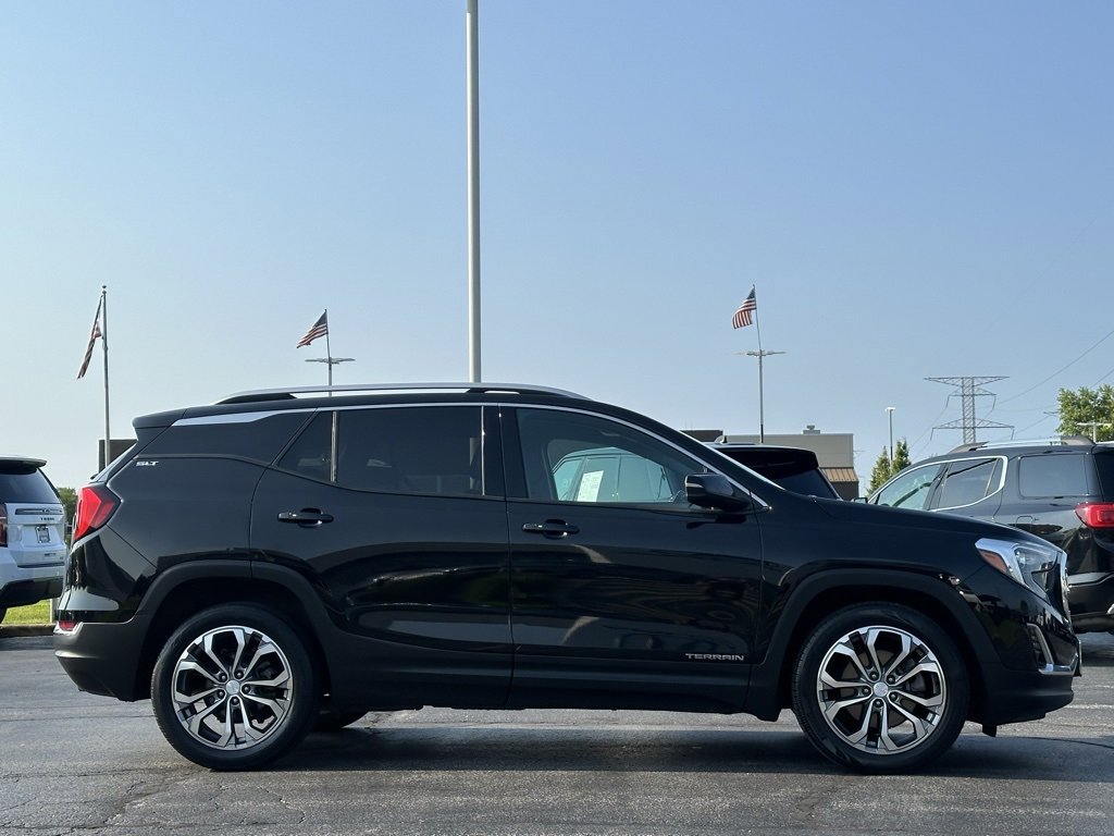 Used 2019 GMC Terrain SLT w/ Preferred Package image 2